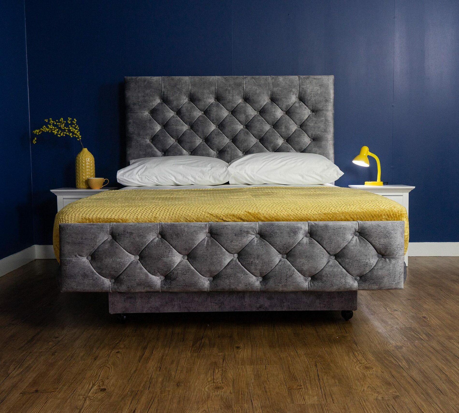 Heritage Chatsworth Bed