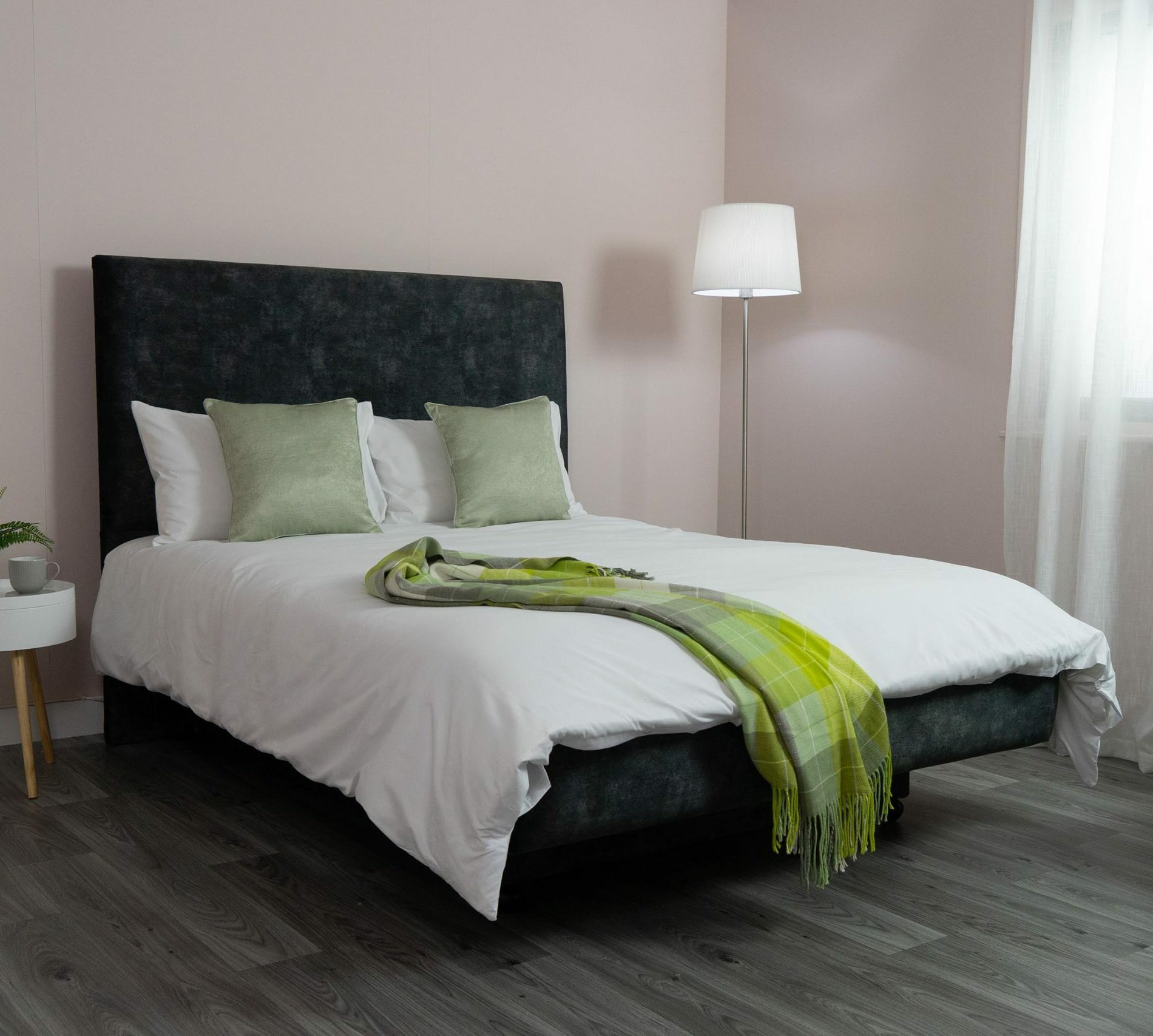 Heritage Windsor Bed